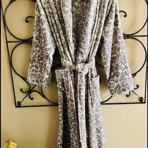 Soma, cozy robe. Luxurious and soft.